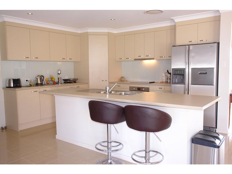 148 Boscombe Road, Brookfield QLD 4069